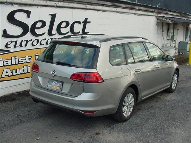 Photo of 2015 Volkswagen Golf SportWagen S Tsi 5spd MANUAL ONE OWNER in Waterloo, NY - 2,  2015 Volkswagen Golf SportWagen S Tsi 5spd MANUAL ONE OWNER:10376