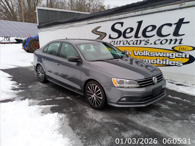2016 Volkswagen Jetta Sport 5spd:10435