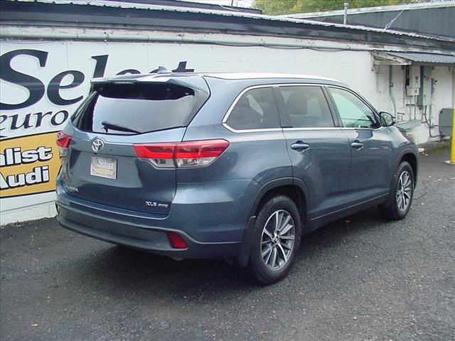 Photo of 2019 Toyota Highlander XLE All Wheel Drive in Waterloo, NY - 2,  2019 Toyota Highlander XLE All Wheel Drive:10395