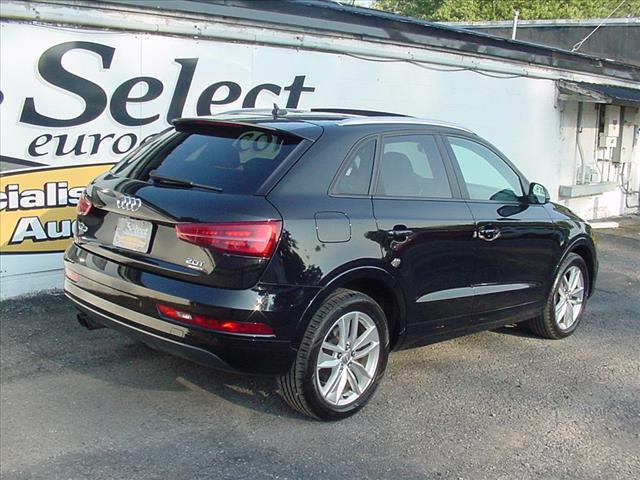 Photo of 2017 Audi Q3 Premium Quattro in Waterloo, NY - 2,  2017 Audi Q3 Premium Quattro:10321