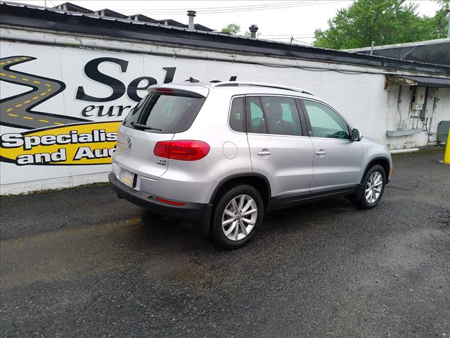 2017 Volkswagen Tiguan Wolfsburg:10510