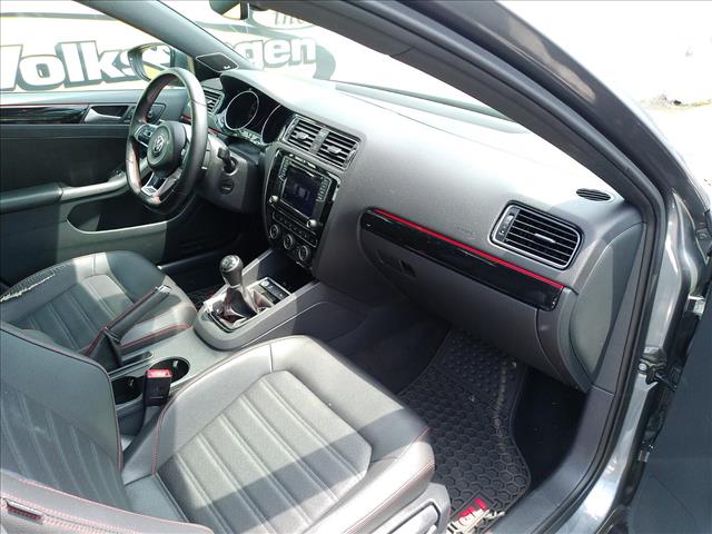 2017 Volkswagen Jetta GLI Manual:10504