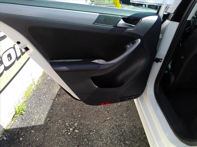 2013 Volkswagen Jetta SEL 2.5l A/T LOWEST MAINTENANC:10506