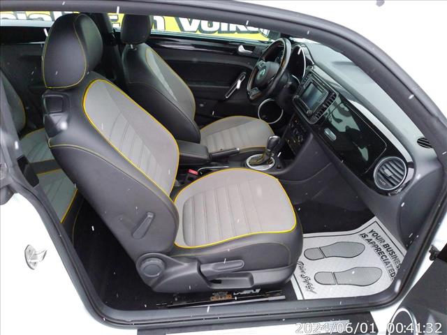 2016 Volkswagen Beetle Dune 1 OWNER:10429