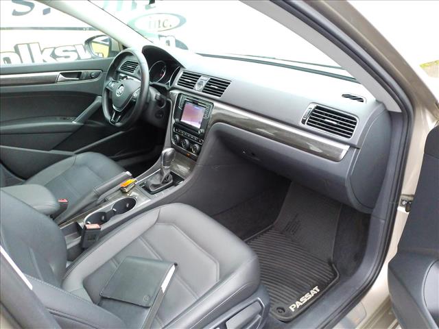 2016 Volkswagen Passat SE AT LOW 51k miles Sunroof:10451