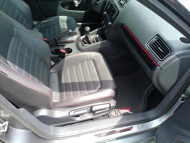 2017 Volkswagen Jetta GLI Manual:10504
