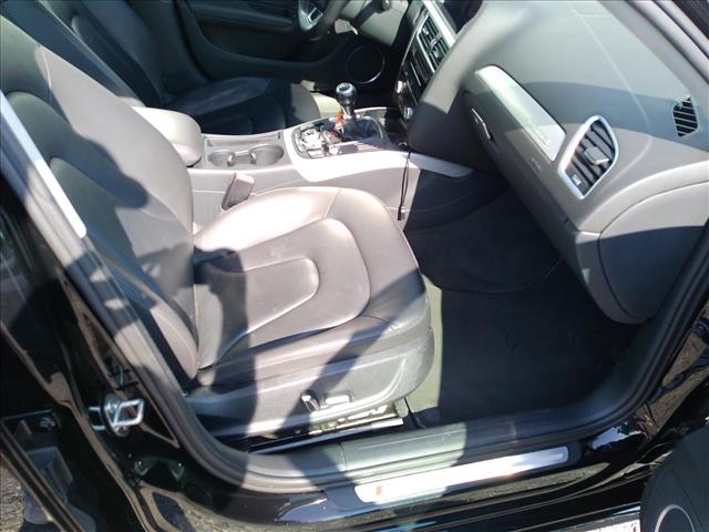 2016 Audi A4 6spd Premium 6spd MANUAL:10527