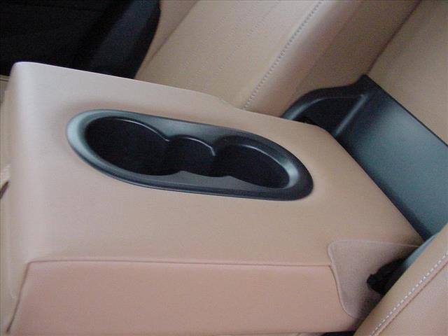 2022 Volkswagen Tiguan SE ONE OWNER All Wheel Drive:10388