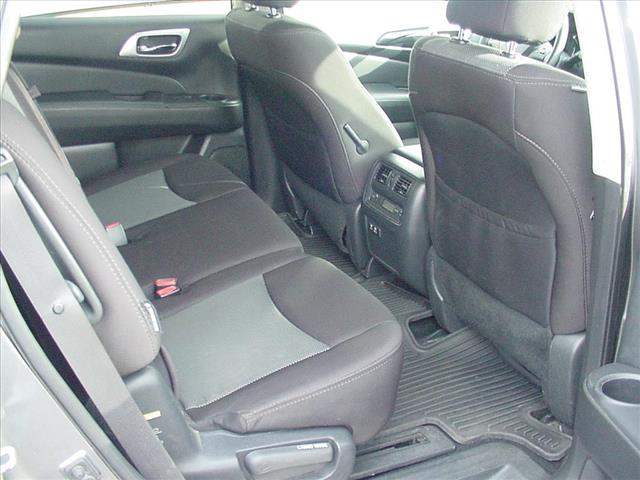 2019 Nissan Pathfinder S 4x4 SEATS SEVEN:10411