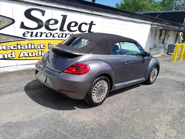 2015 Volkswagen Beetle Convertible Convertible 1.8 Turbo AT:10508