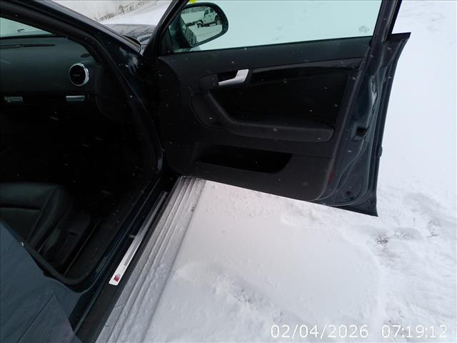 2009 Audi A3 S Line 6spd SportBack 2.0T:10442