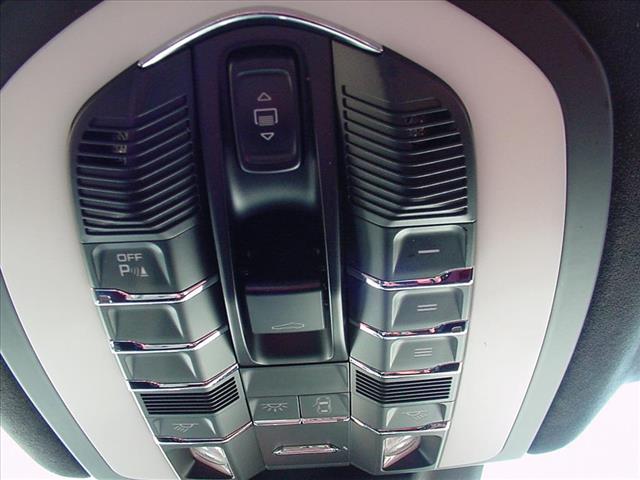 2016 Porsche Macan Rated 400 Hp:10403