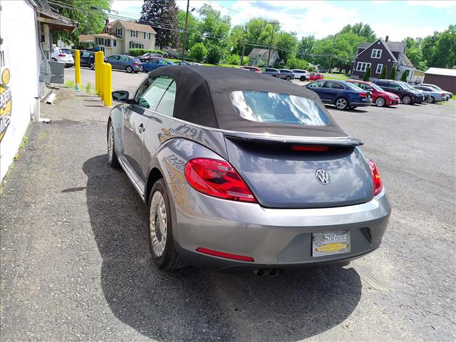 2015 Volkswagen Beetle Convertible Convertible 1.8 Turbo AT:10508