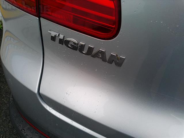 2017 Volkswagen Tiguan Wolfsburg:10510