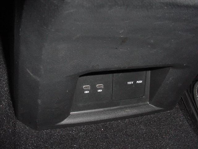 2021 Volkswagen Atlas SEL R-Line photo 28