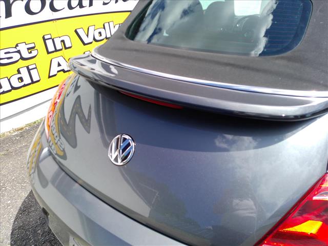 2015 Volkswagen Beetle Convertible Convertible 1.8 Turbo AT:10508