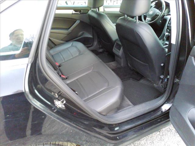 2012 Volkswagen Passat SE 2.5l Sunroof NEW VW TRADE:10461