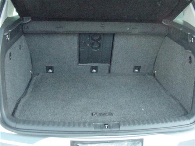 2017 Volkswagen Tiguan Sport AWD LOW 66k ONE OWNER Mi:10406