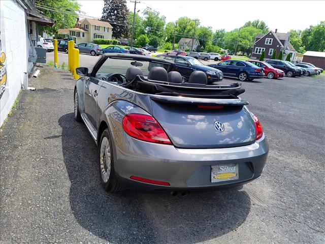 2015 Volkswagen Beetle Convertible Convertible 1.8 Turbo AT:10508