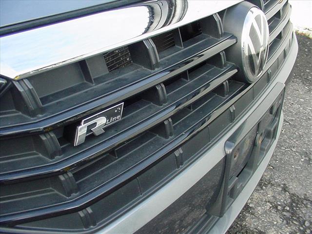 2020 Volkswagen Jetta R Line Manual EPA 40MPG Hwy:10410