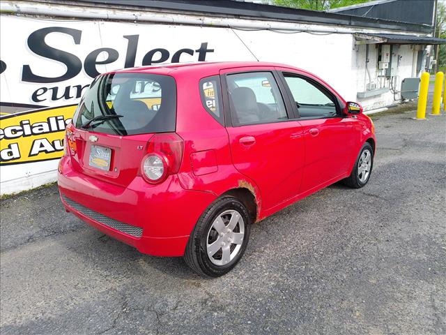 2011 Chevrolet Aveo LT Auto 12 Years Female Adult:10481