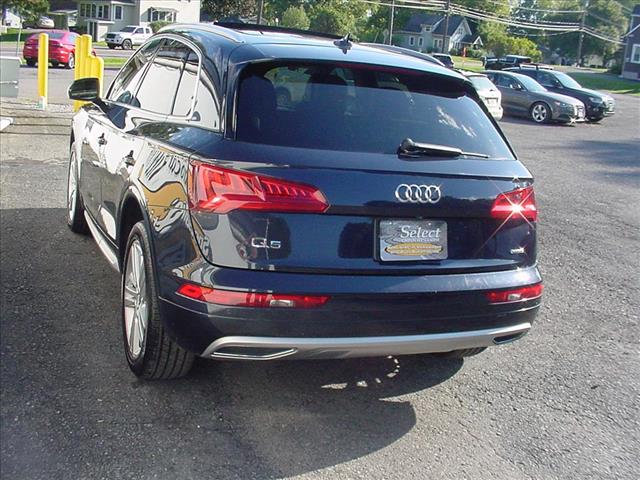 2019 Audi Q5 Premium Plus photo 2