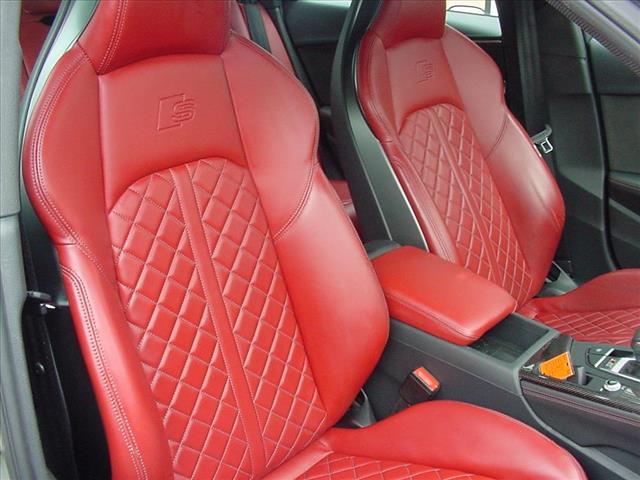 2019 Audi S4 Base Prestige photo 35
