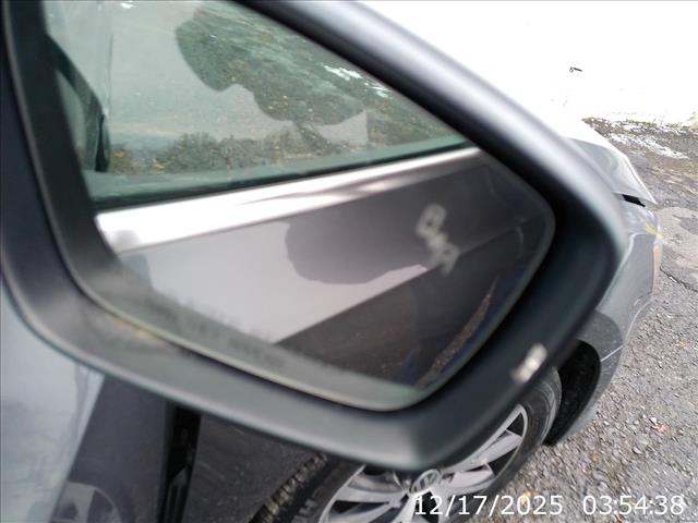 2017 Volkswagen Jetta SE Manual:10432