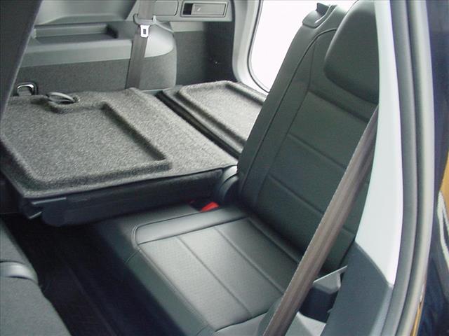 2020 Volkswagen Tiguan SEL photo 31