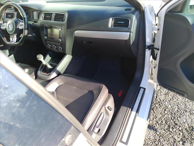 2013 Volkswagen Jetta Gli 2 Liter 6 Sspd MANUAL RARE:10464