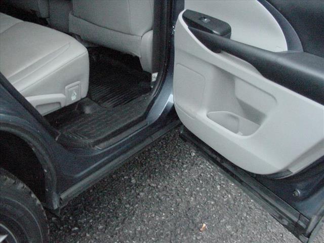 Photo of 2019 Toyota Highlander XLE All Wheel Drive in Waterloo, NY - 44,  2019 Toyota Highlander XLE All Wheel Drive:10395