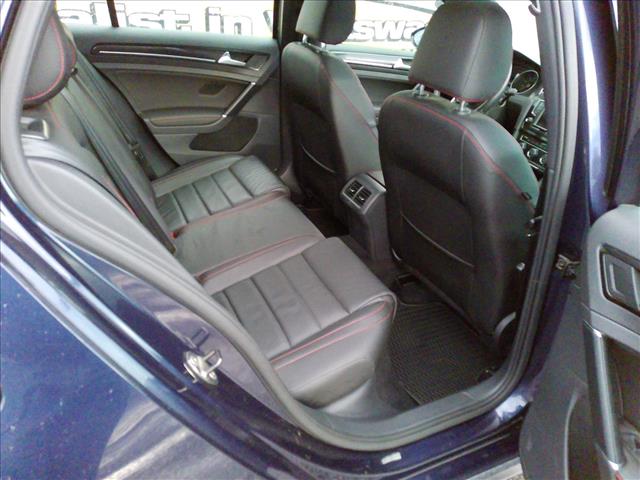 2017 Volkswagen Golf GTI SE 6spd Manual:10453