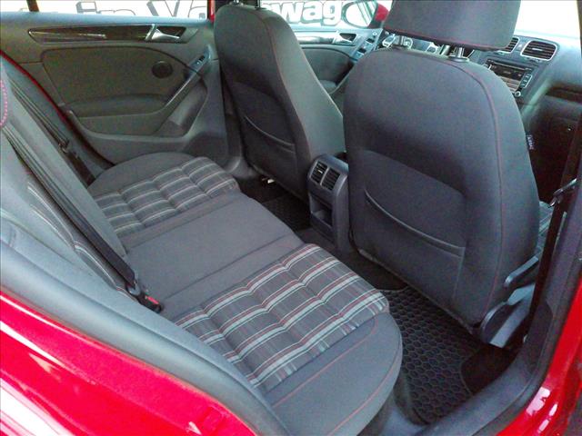 2012 Volkswagen GTI 2l 6spd MANUAL Select Trade:10563