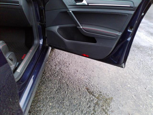 2017 Volkswagen Golf GTI SE 6spd Manual:10453