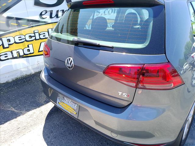 2017 Volkswagen Golf S 5spd Manual ONE OWNER:10496