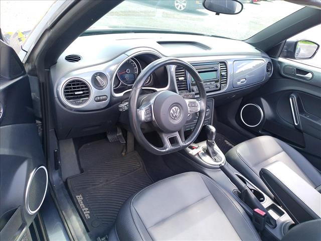 2015 Volkswagen Beetle Convertible Convertible 1.8 Turbo AT:10508