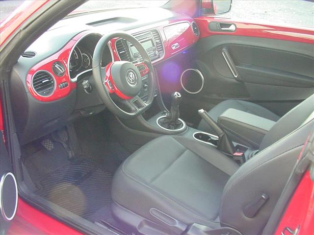Photo of 2014 Volkswagen Beetle 2 point 5Liter Manual 1 Owner in Waterloo, NY - 4,  2014 Volkswagen Beetle 2 point 5Liter Manual 1 Owner:10399