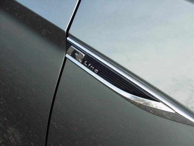 2020 Volkswagen Jetta R Line Manual EPA 40MPG Hwy:10410