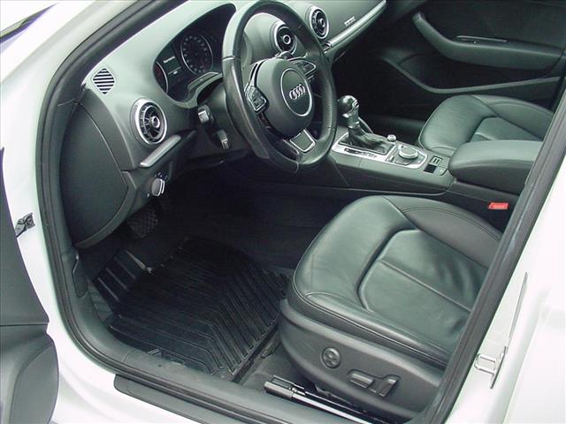 2015 Audi A3 Premium Plus photo 4