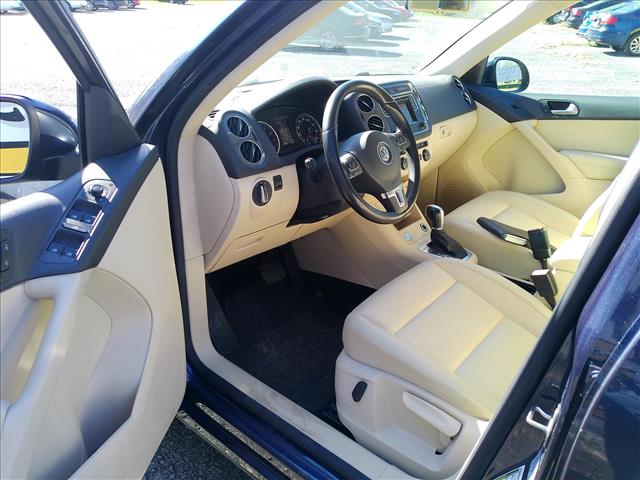 2016 Volkswagen Tiguan S AWD New VW Dealer Trade:10574