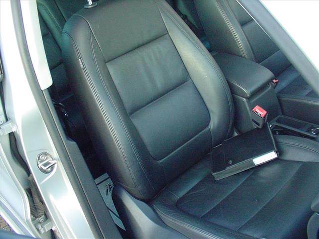 2017 Volkswagen Tiguan Sport AWD LOW 66k ONE OWNER Mi:10406