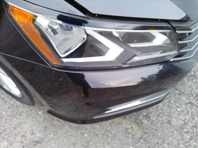 2017 Volkswagen Passat SE 1.8T Automatic EPA34MPG:10560