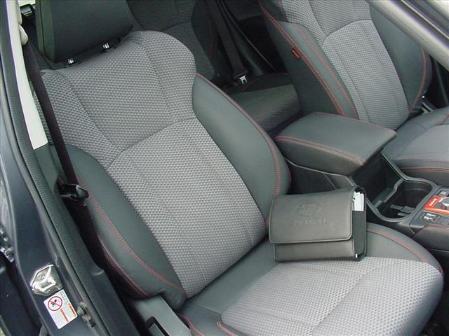 2020 Subaru Forester Sport photo 37