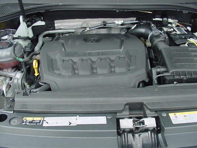 2022 Volkswagen Tiguan SE ONE OWNER All Wheel Drive:10388