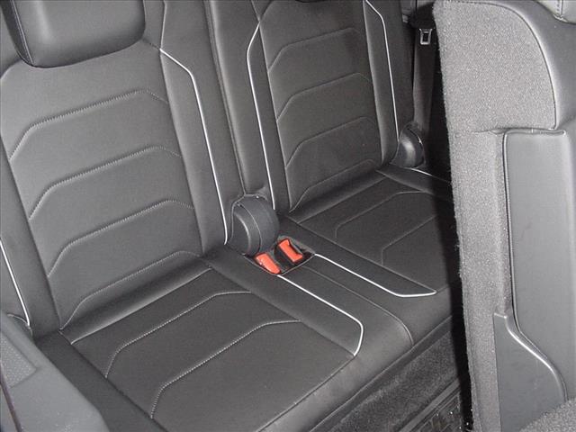 2019 Volkswagen Tiguan SEL Premium photo 44