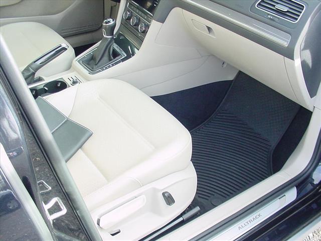 2019 Volkswagen Golf Alltrack SE 6spd PARK PILOT All Wheel:10415