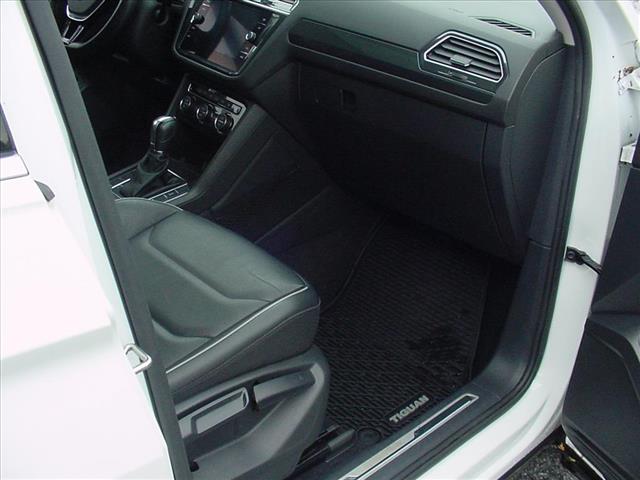 2019 Volkswagen Tiguan SEL Premium photo 47