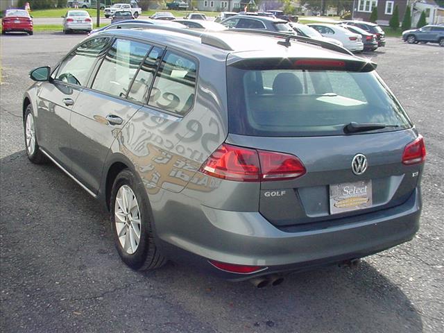 Photo of 2017 Volkswagen Golf SportWagen S 5spd Manual ONE OWNER in Waterloo, NY - 5,  2017 Volkswagen Golf SportWagen S 5spd Manual ONE OWNER:10394