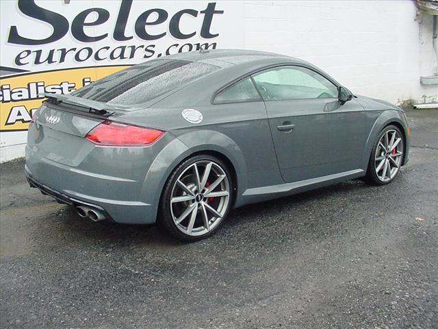 2017 Audi TTS Coupe photo 4