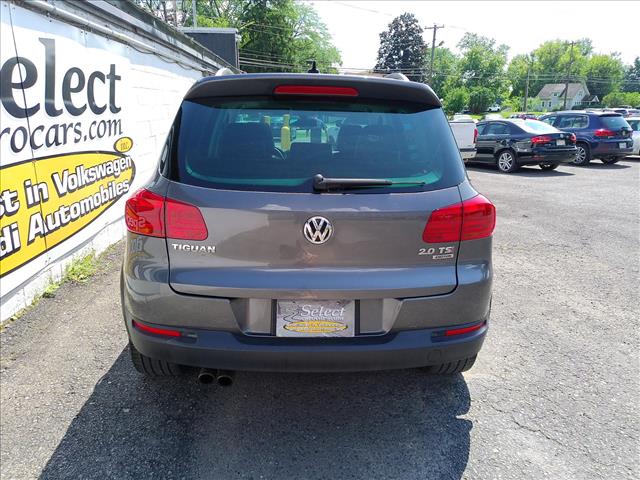 2013 Volkswagen Tiguan Select Trade:10537